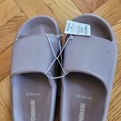 Slippers/Flip-flop