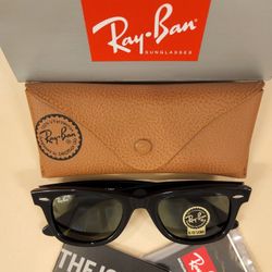 Ray-Ban Classic Wayfarer Sunglasses 😎
