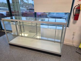 Glass Display Case / Retail /Commercial Display