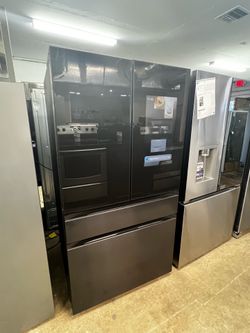 Samsung french doors refrigerator Bespoken open box