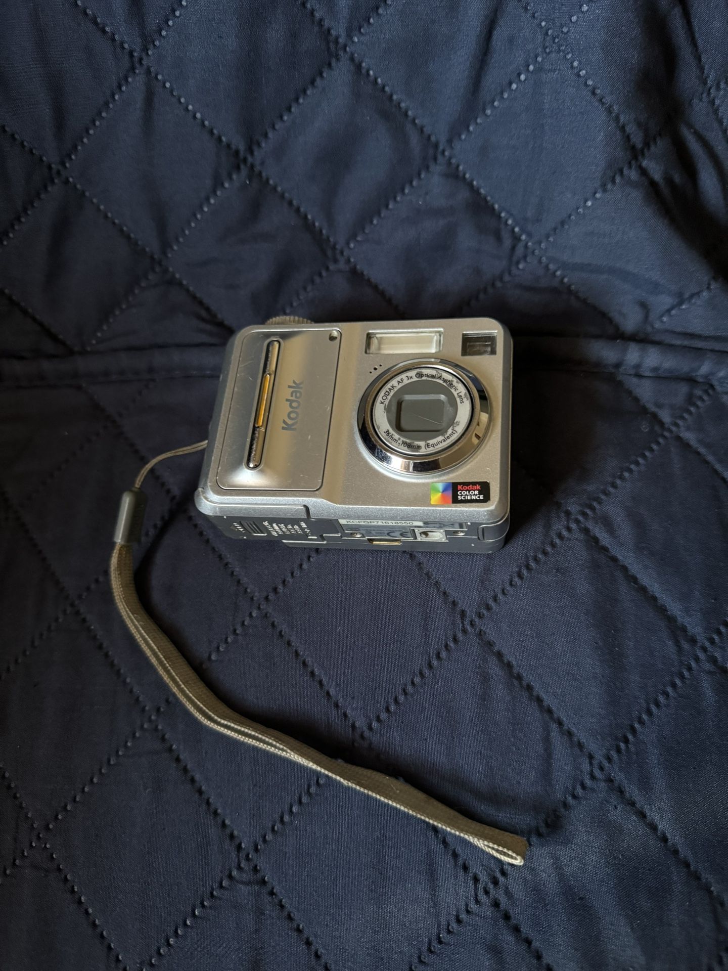 25$ Vintage Digital Kodak Camera For Parts