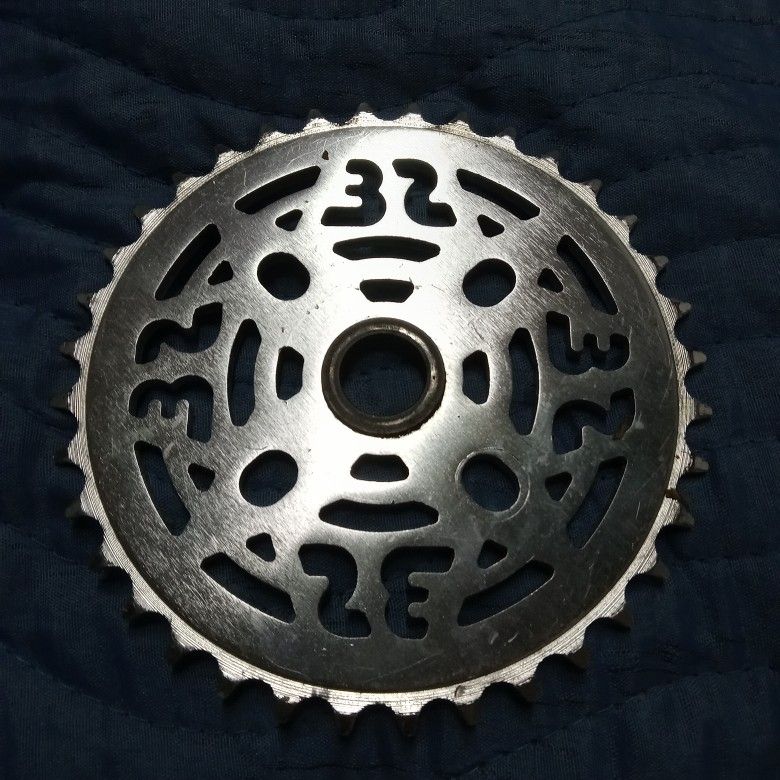Se Sprocket $20