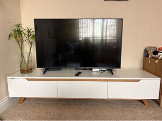 Rove Concepts TV, Media Console