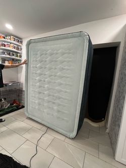 Queen bed blowup mattress Queen bed blowup mattress