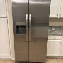 Side By Side Fridge - Like New