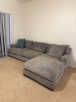 Sectional couch