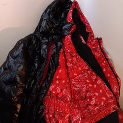 2 Men's Puffer Jackets Levi's And Buffalo 2XL
