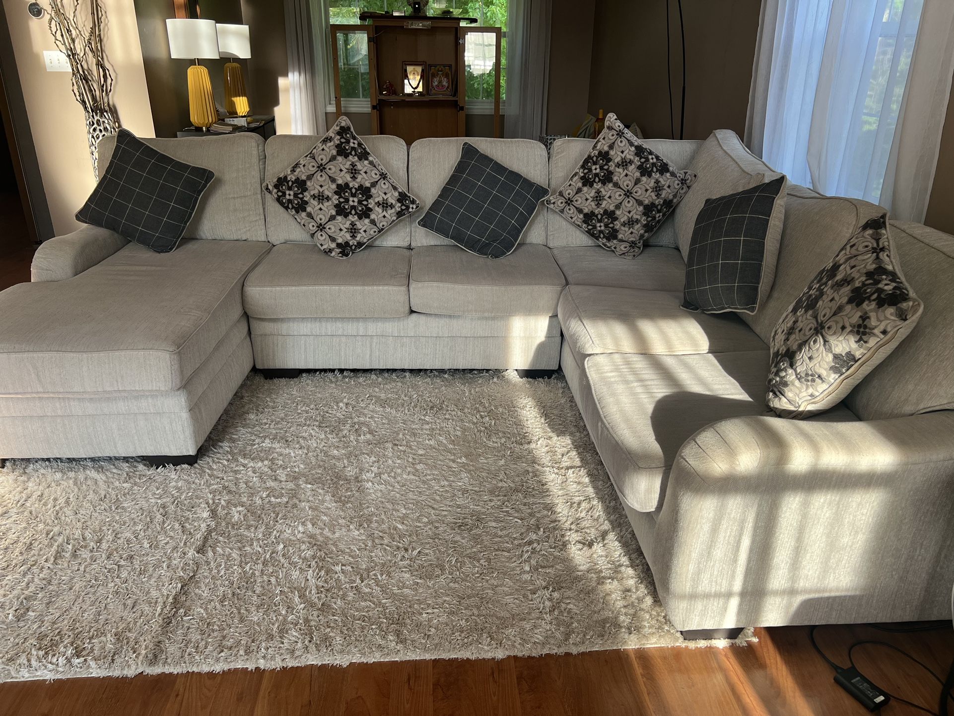 3 PC sectional Sofa With Ottoman