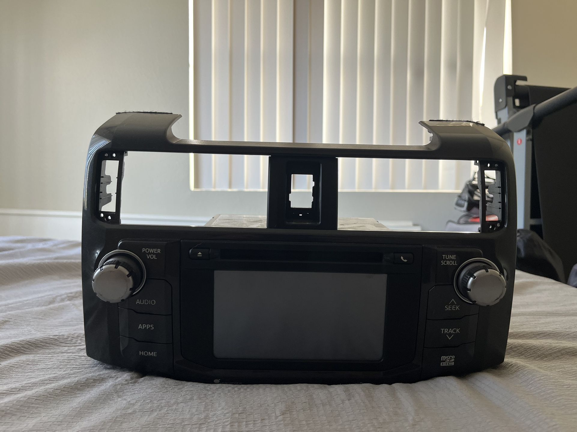 4runner Radio