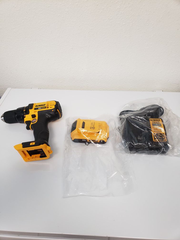 Dewalt drill driver ,one battery and charger