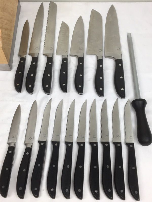 Miracle Blade III The Perfection Series Knife Set for Sale in Orlando, FL -  OfferUp