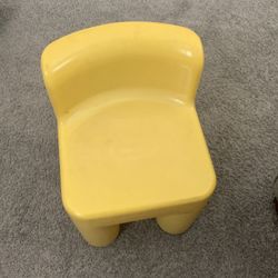 Kids Chairs (2)