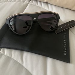 Quay Sunglasses Flight risk