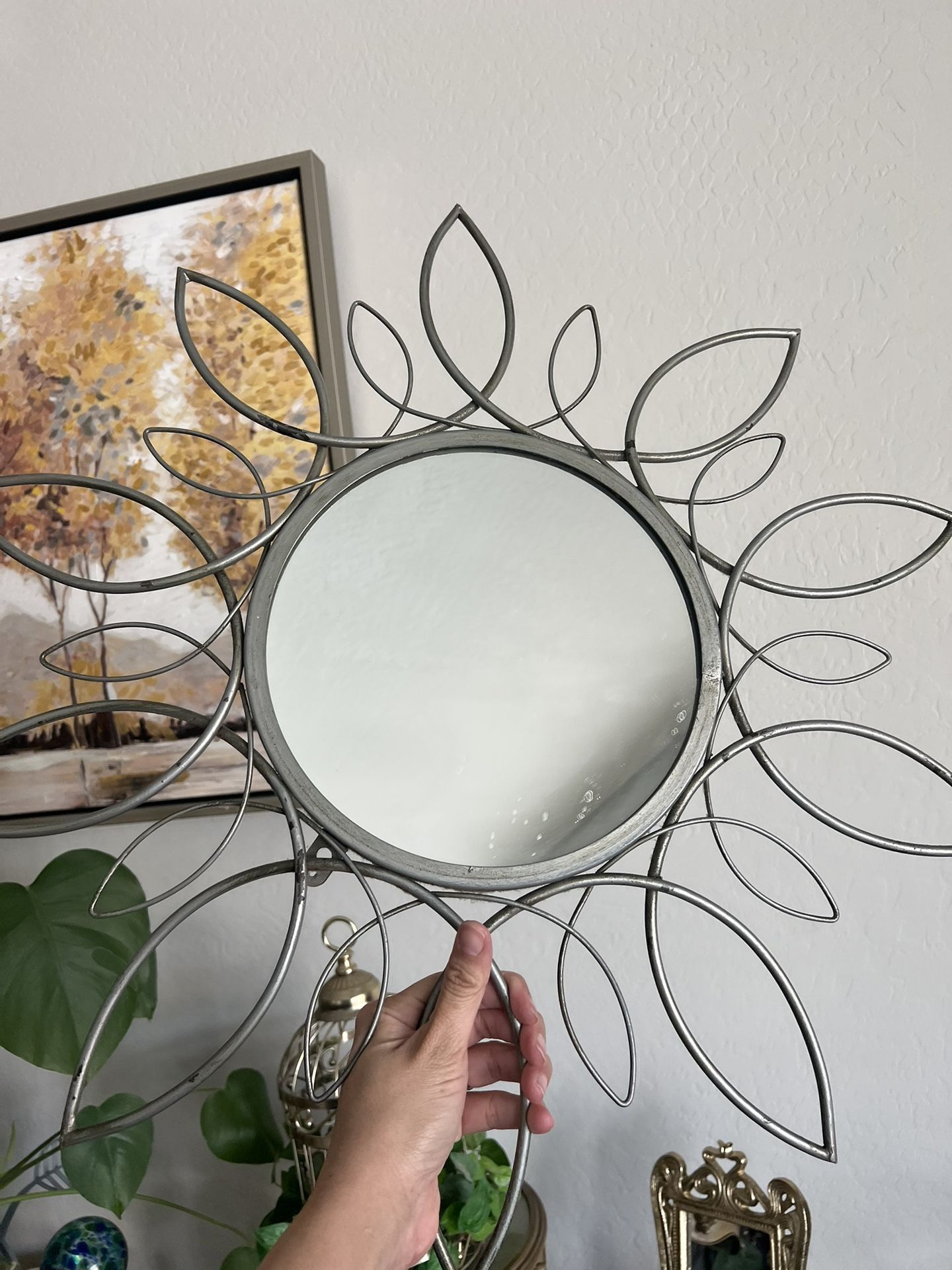 Metal Sun Floral Shaped Mirror