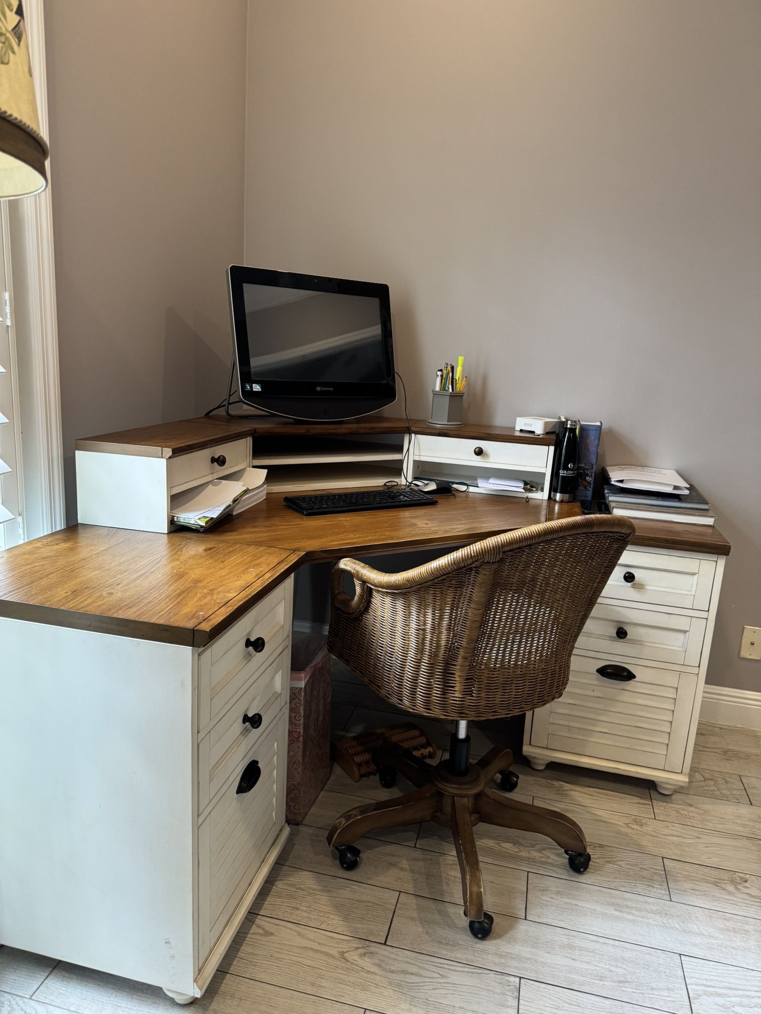 Office Desk