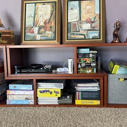 Expandable wood shelves or TV stand entertainment center