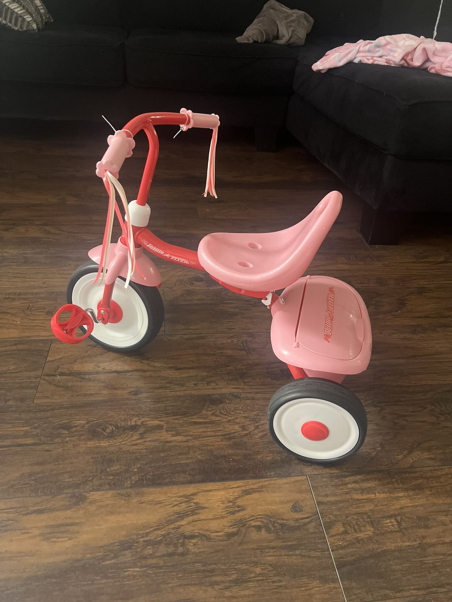 Toddler/Baby Girl Pink Tricycle Bike