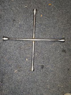 16" CROSS WRENCH