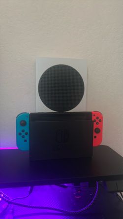 Xbox series s and Nintendo switch