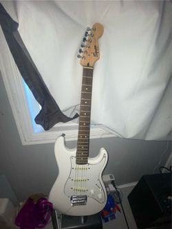 Electric guitar   And amp  for 340$-350$ for all give ur best offer/negotiable.