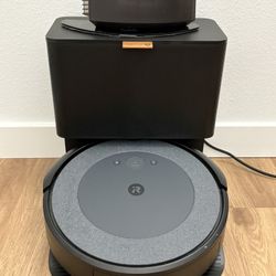 iRobot - Roomba Combo i5+ Self-Emptying Robot Vacuum & Mop