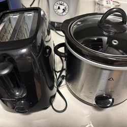 Slow Cooker And Toaster
