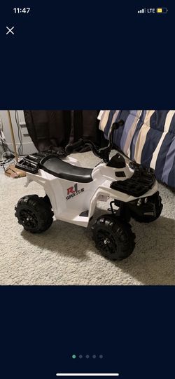 BRAND NEW NEVER USED THROW ME OFFERS ASKING 90 IN GREAT CONDITION