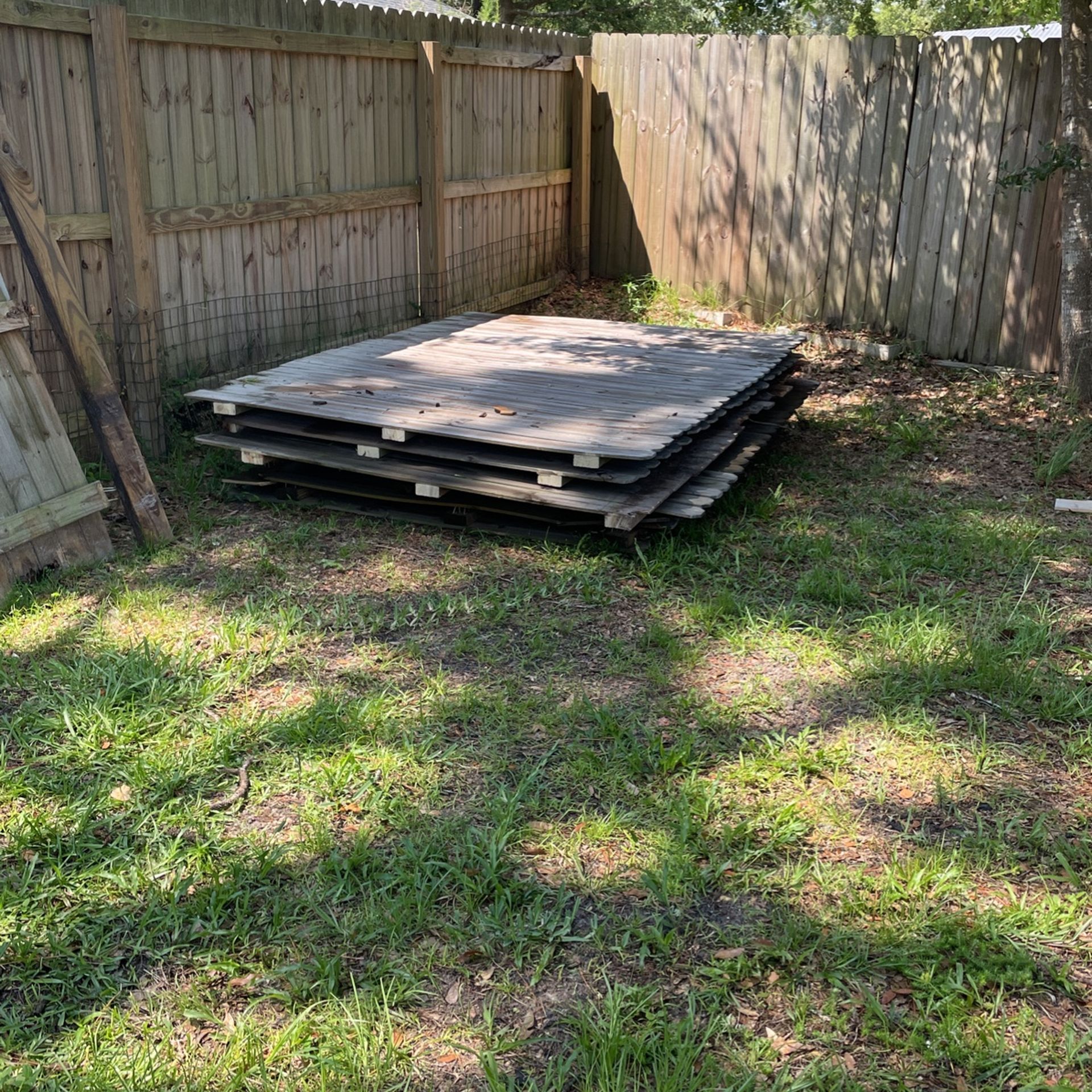 FREE 100 FT Wooden Fence With 2 Gates -Pick Up