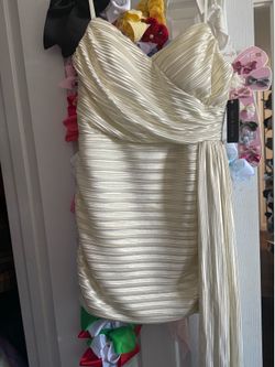 Vestido de fiesta size 14-15 como Xl