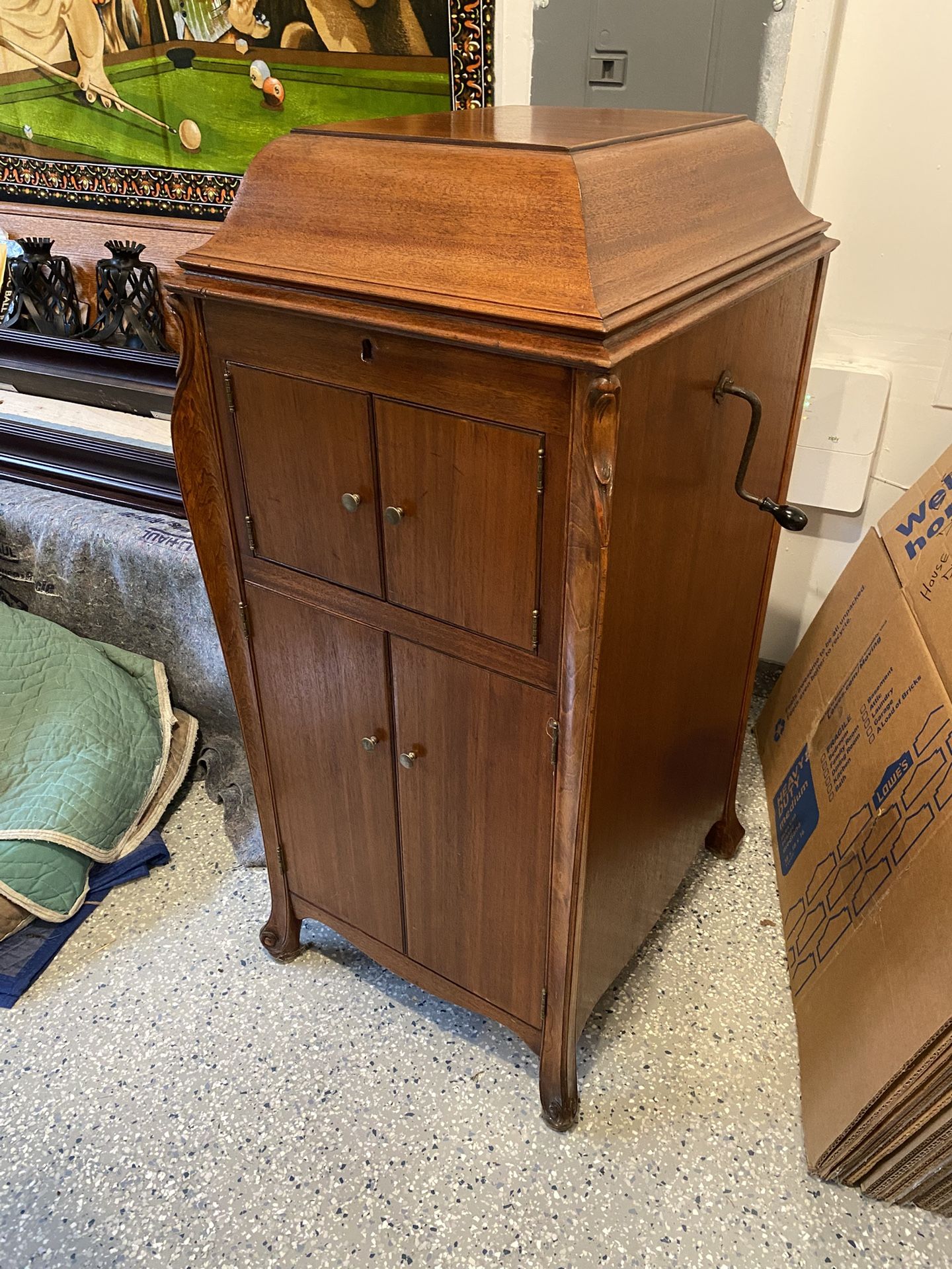 1913 Victor Victrola Phonograph