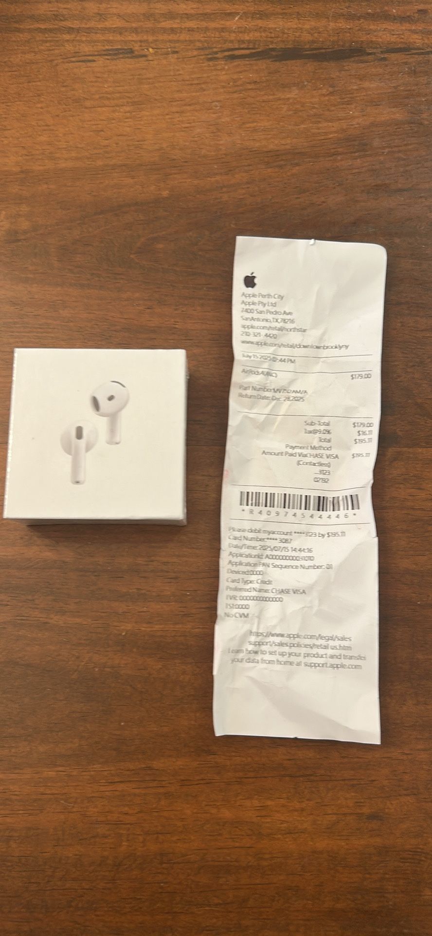 Apple AirPods Gen 4