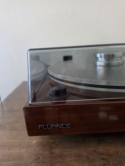 Fluance RT85N w/nagaoka mp 200