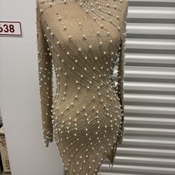 Glam Jo Lo Style Dress 8/10