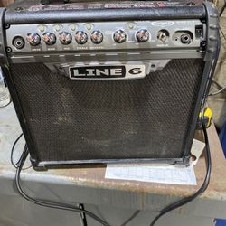 Line 6 Spider III Guitar Amplifier Built In Effect 15 Watt 8 Inch Amp Record Out
