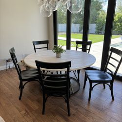 **Stunning Magnolia Kitchen Table/with 6 Chairs- Like New**