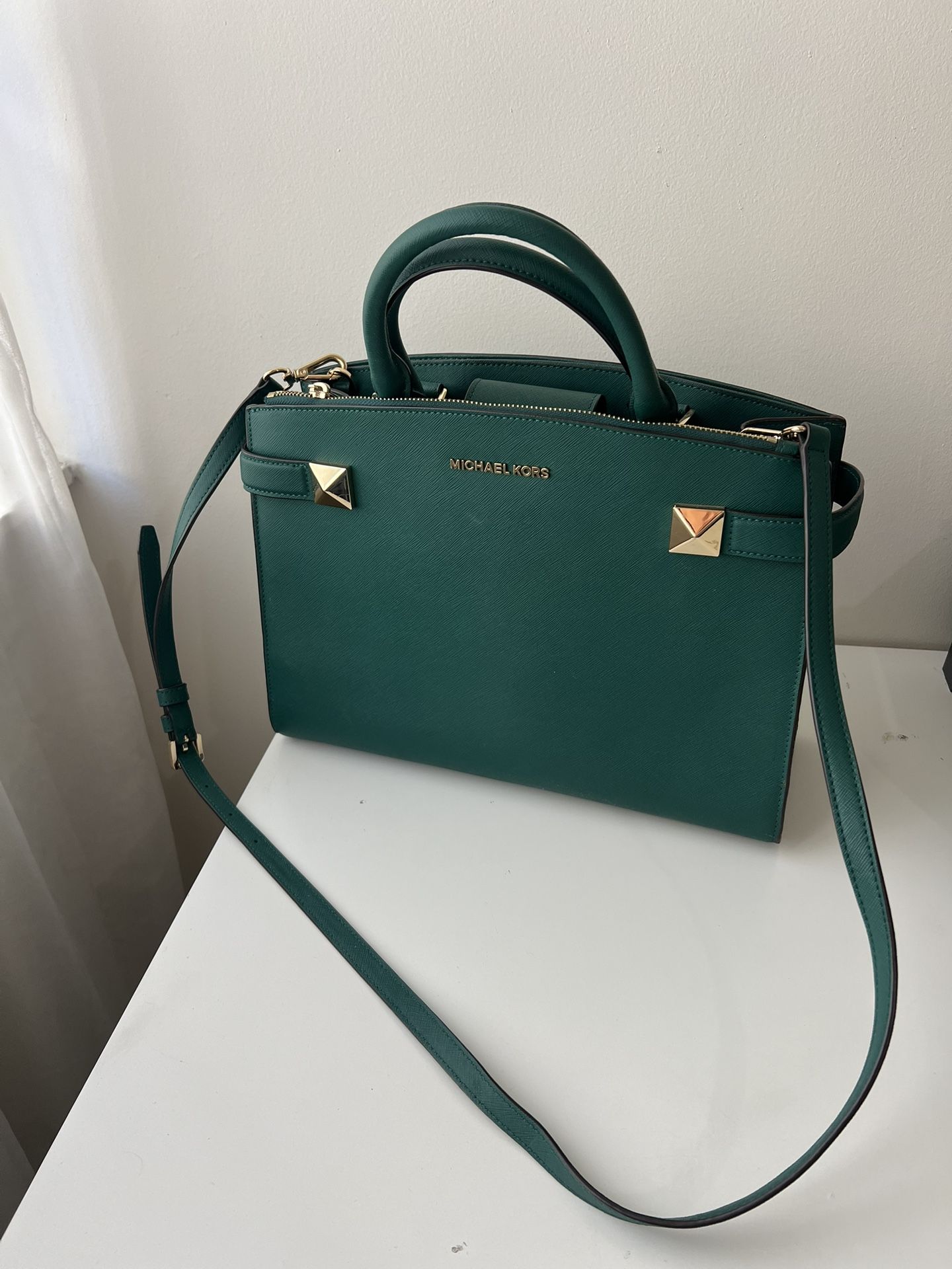 Michael Kors Karla Satchel 