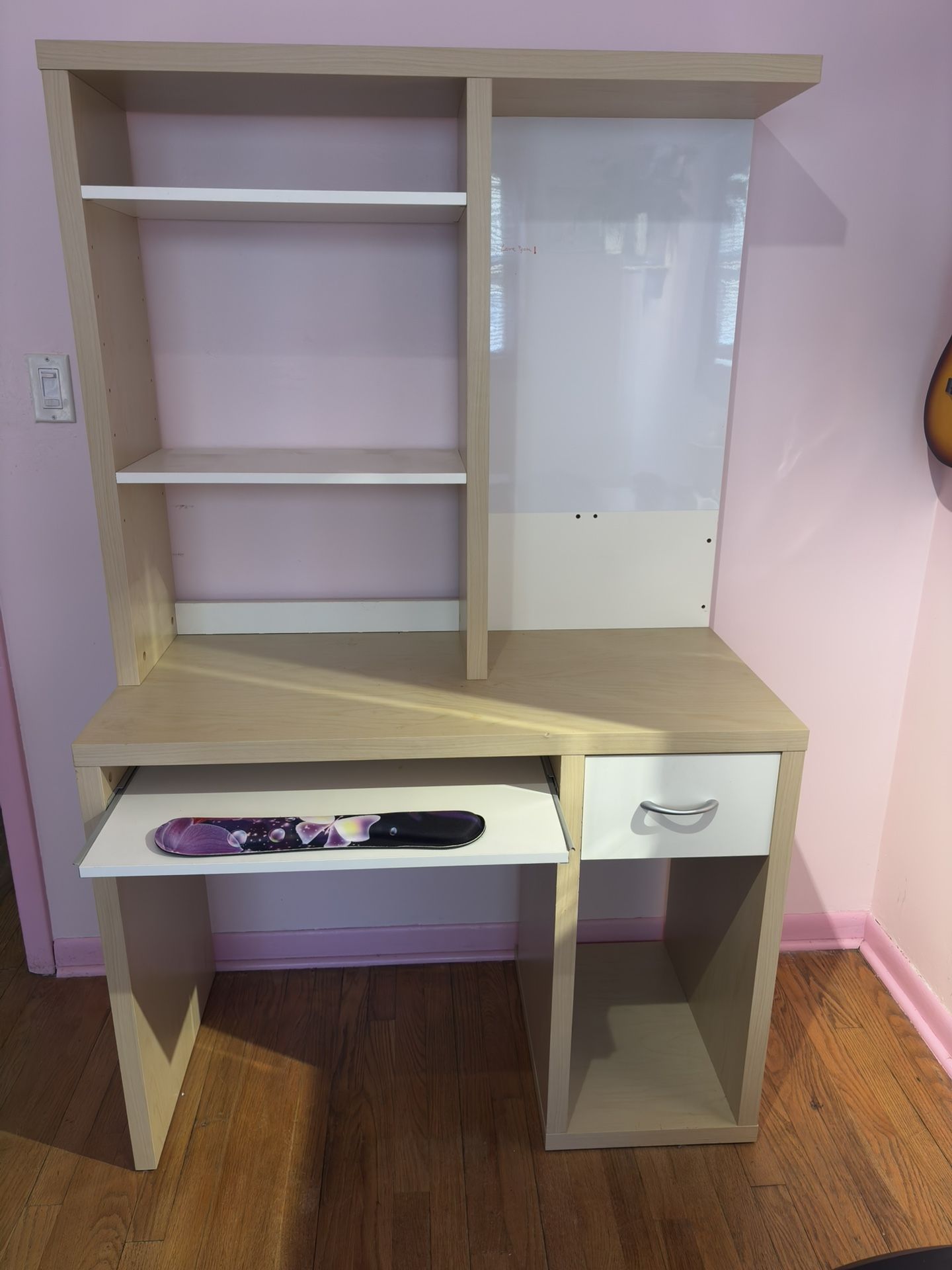 Computer Table Like New