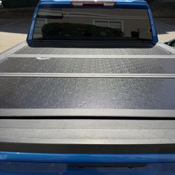 Truck bed cover