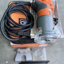 Ridgid r2401 online compact router