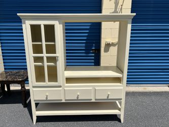 Entertainment Center 