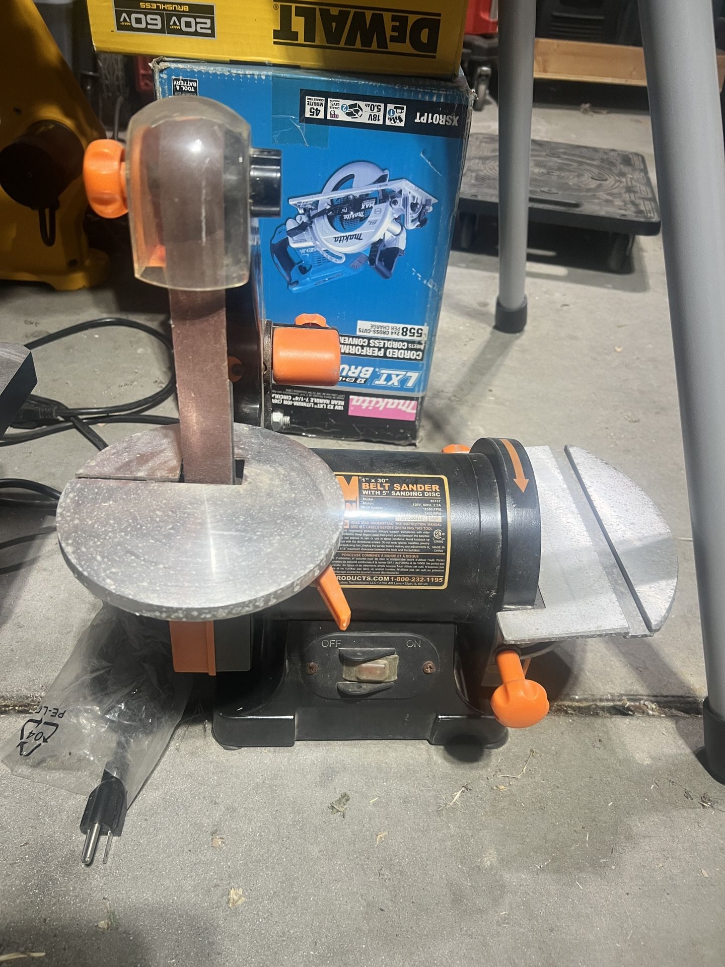 WEN Benchtop Belt And Disc Sander 