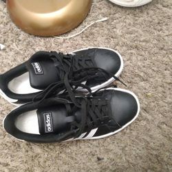Addidas shoes 7.5