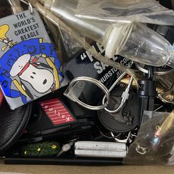 Box vintage 90s key chains $20