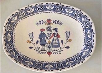 Vintage Johnson Brothers "Hearts & Flowers" oval serving platter.