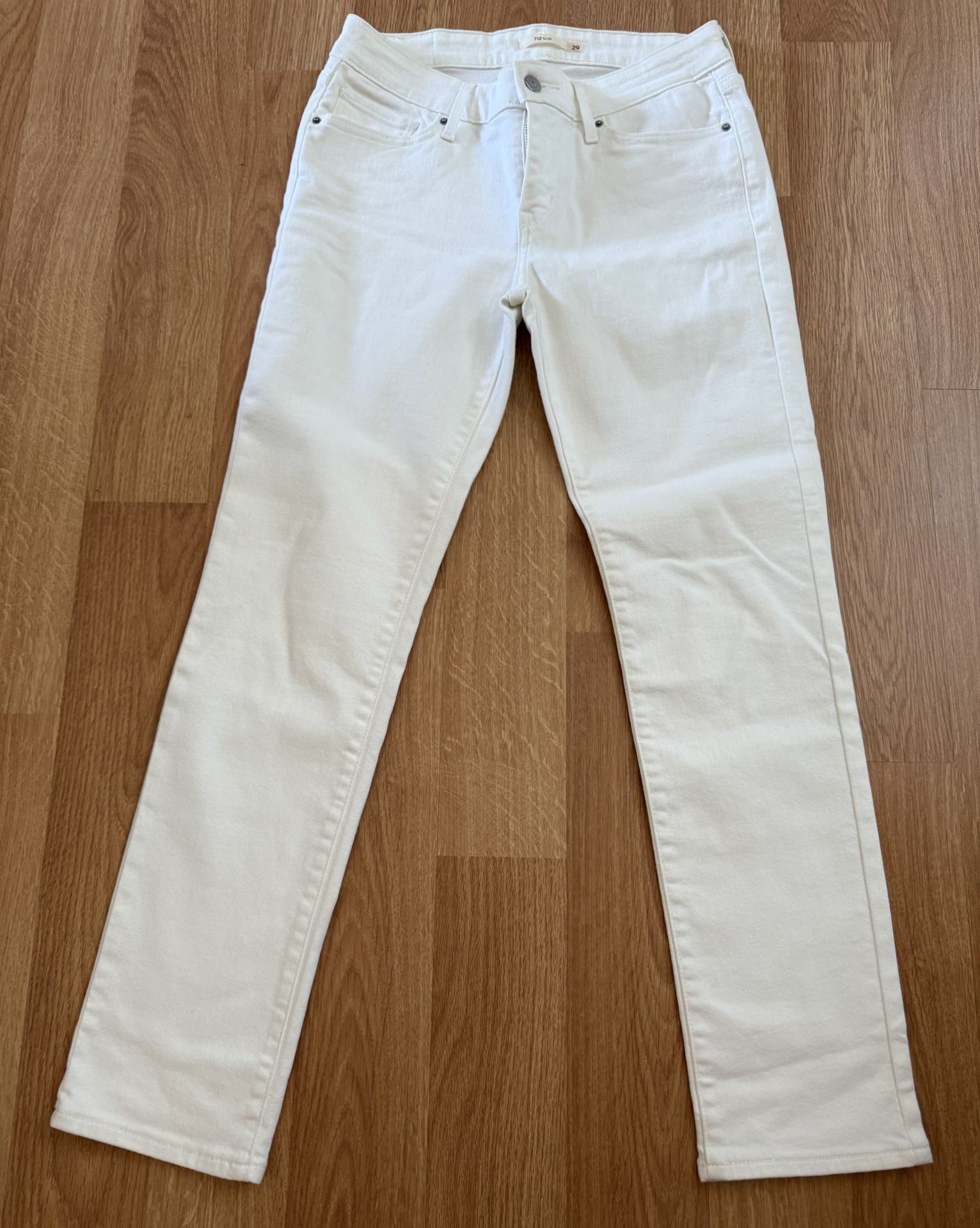 Women’s Levi’s 712 Slim Fit Jeans In White-Size 29