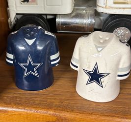 Dallas Cowboys Jersey Salt and Pepper Shakers