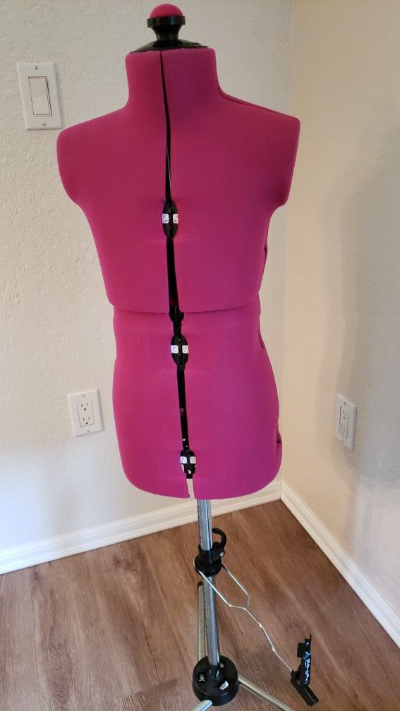 Adjustable Child Size Dress Form