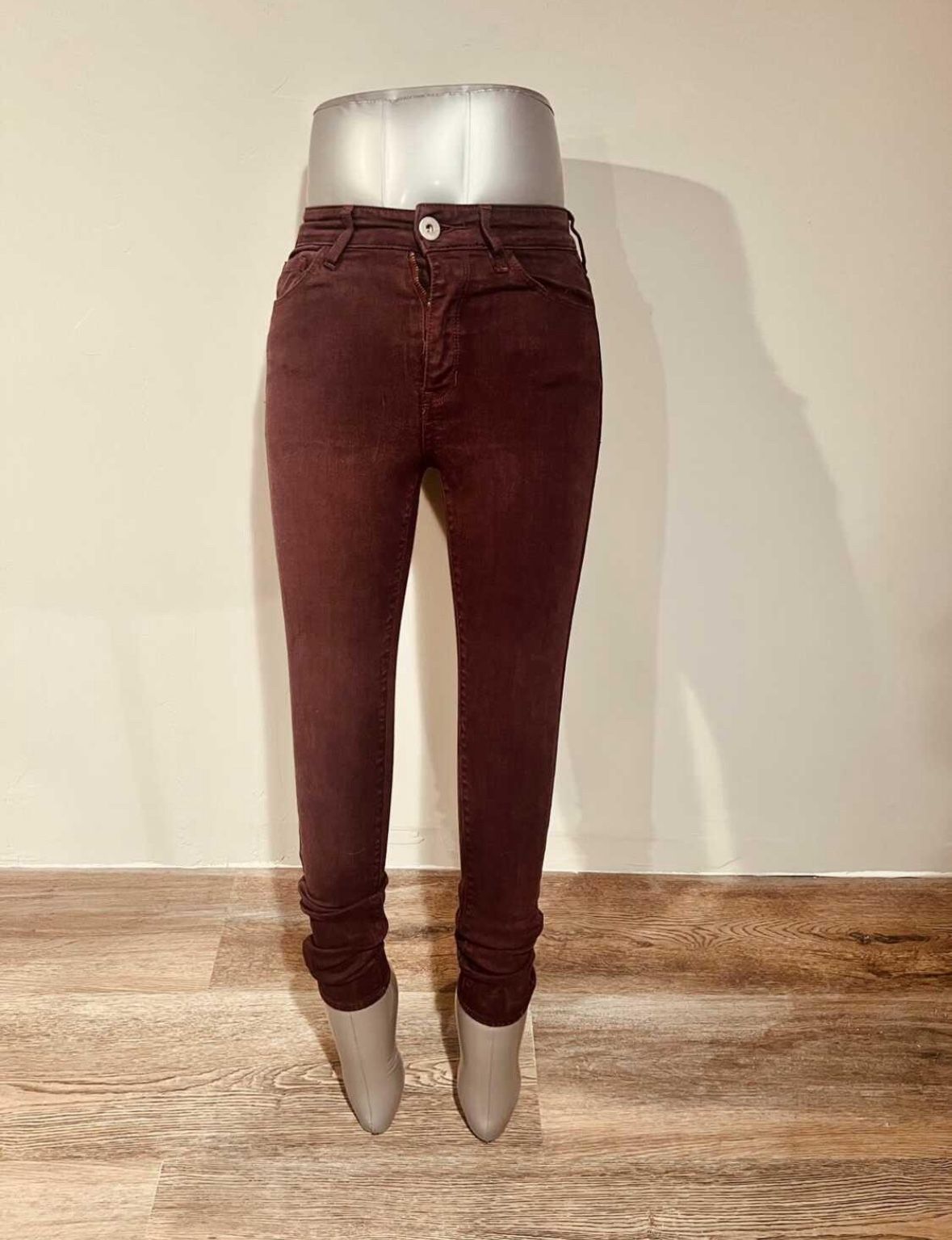 New Size 1 Maroon Skinny Jeans