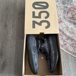 Yeezy boost 350 v2