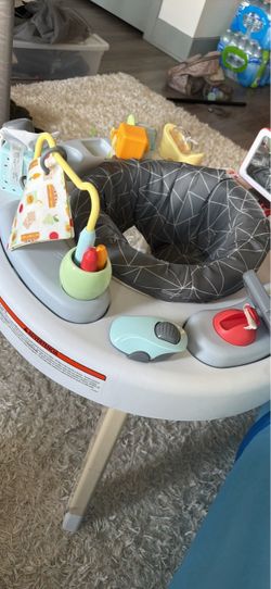 Activity Center baby boss desk